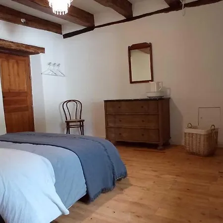 Villa Bede Chambres D'Hotes Oda ve Kahvaltı *